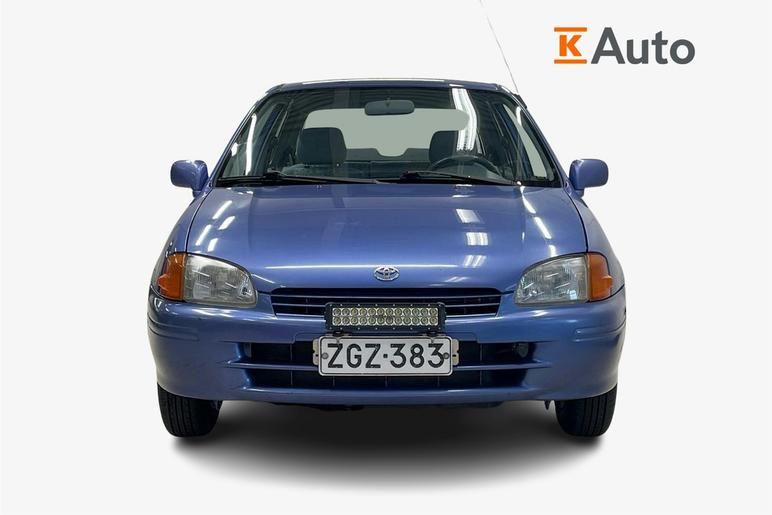 sininen Toyota Starlet 1998 kuva 5.