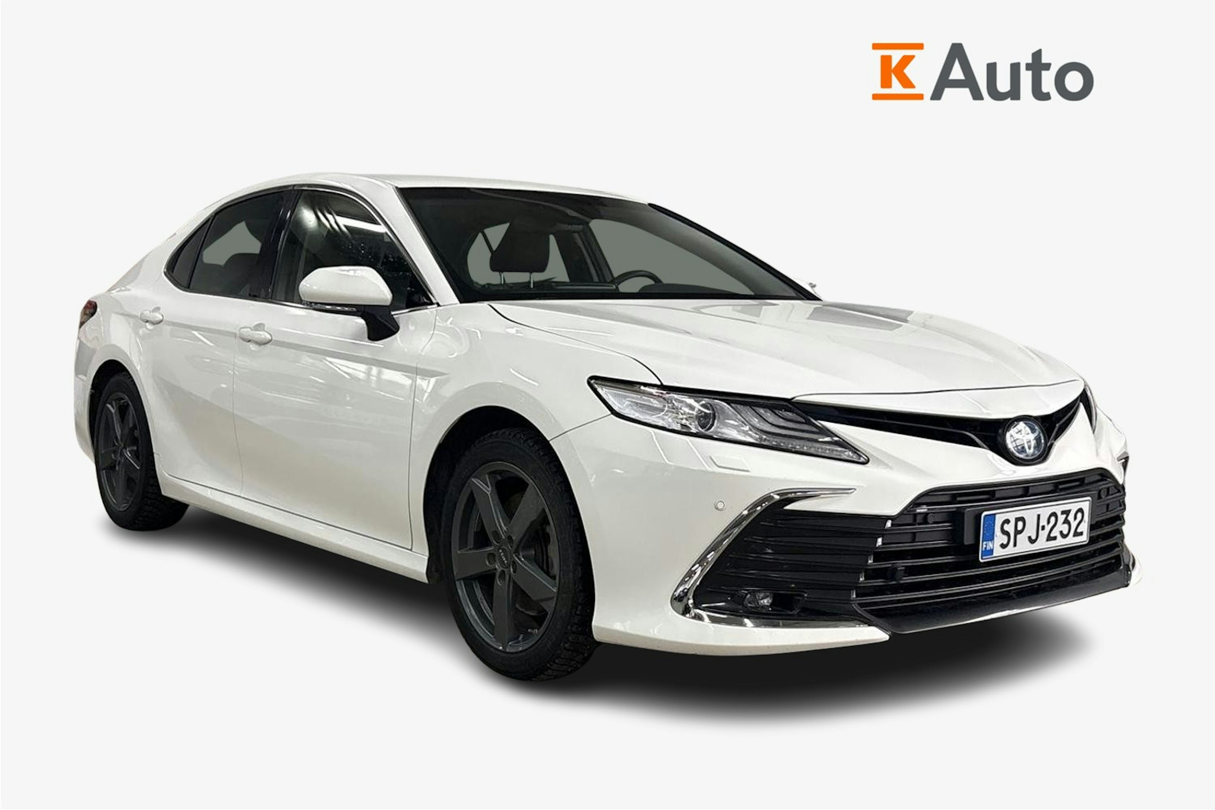 Valkoinen Toyota TOYOTA CAMRY 2023 kuva 1.