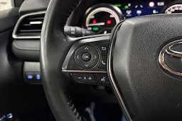 Valkoinen Toyota TOYOTA CAMRY 2023 kuva 13.