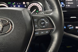 Valkoinen Toyota TOYOTA CAMRY 2023 kuva 14.