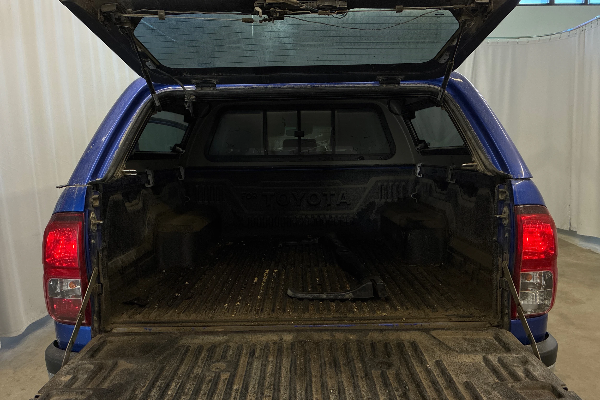sininen Toyota Truck Masters Truck Masters OX 4x4 2018 kuva 6.
