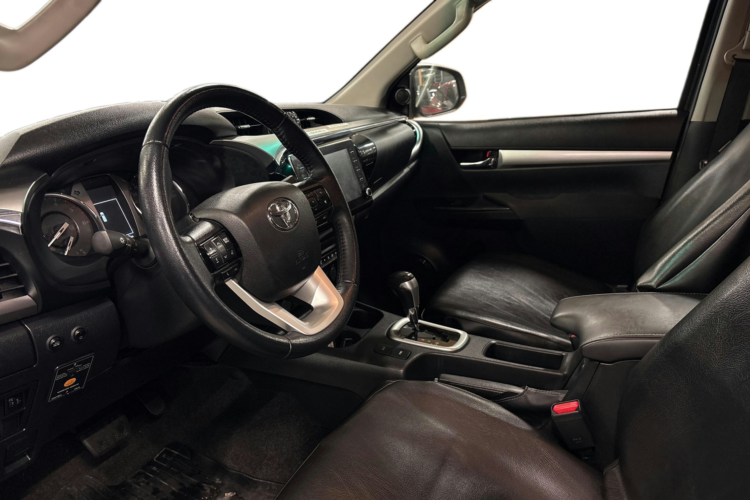 harmaa Toyota Truck Masters OX 4X4 2022 kuva 3.