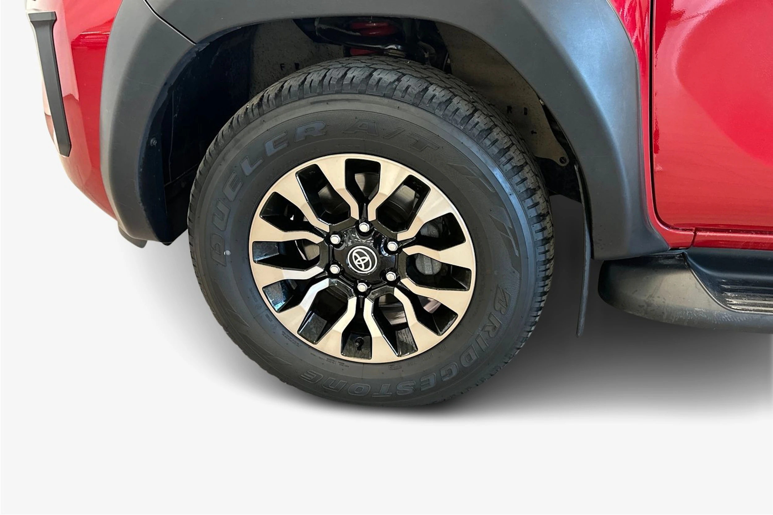 punainen Toyota Truck Masters Truck Masters OX 4X4 2023 kuva 9.