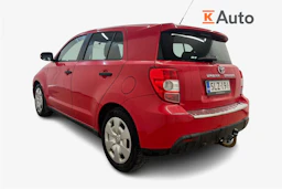 Punainen Toyota Urban Cruiser 2009 kuva 3.