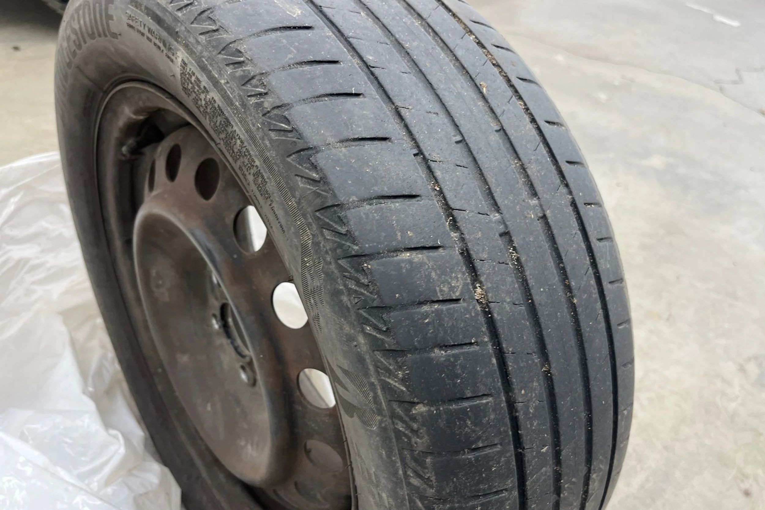 Punainen Toyota Urban Cruiser 2009 kuva 28.