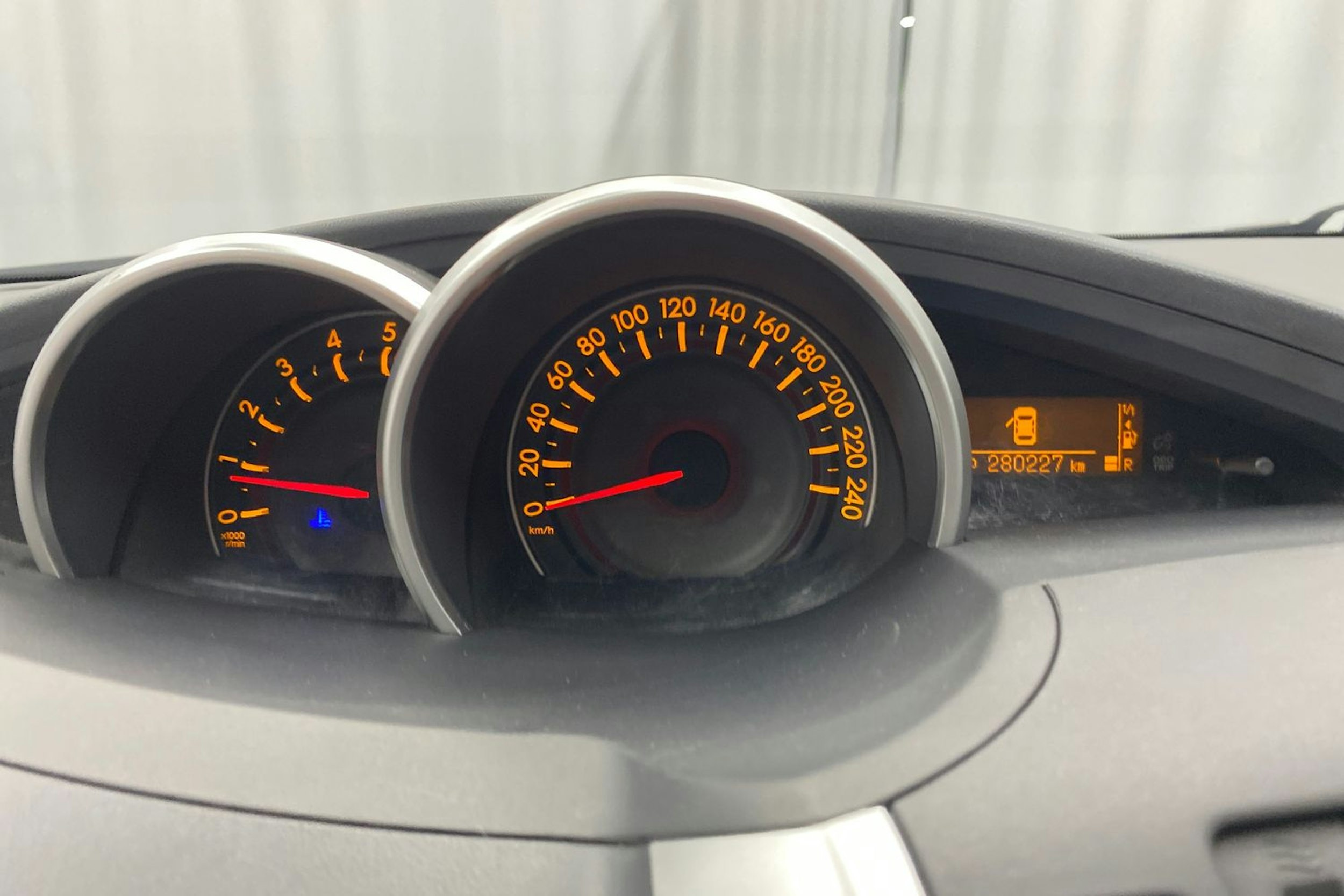 hopea Toyota Verso 2010 kuva 21.