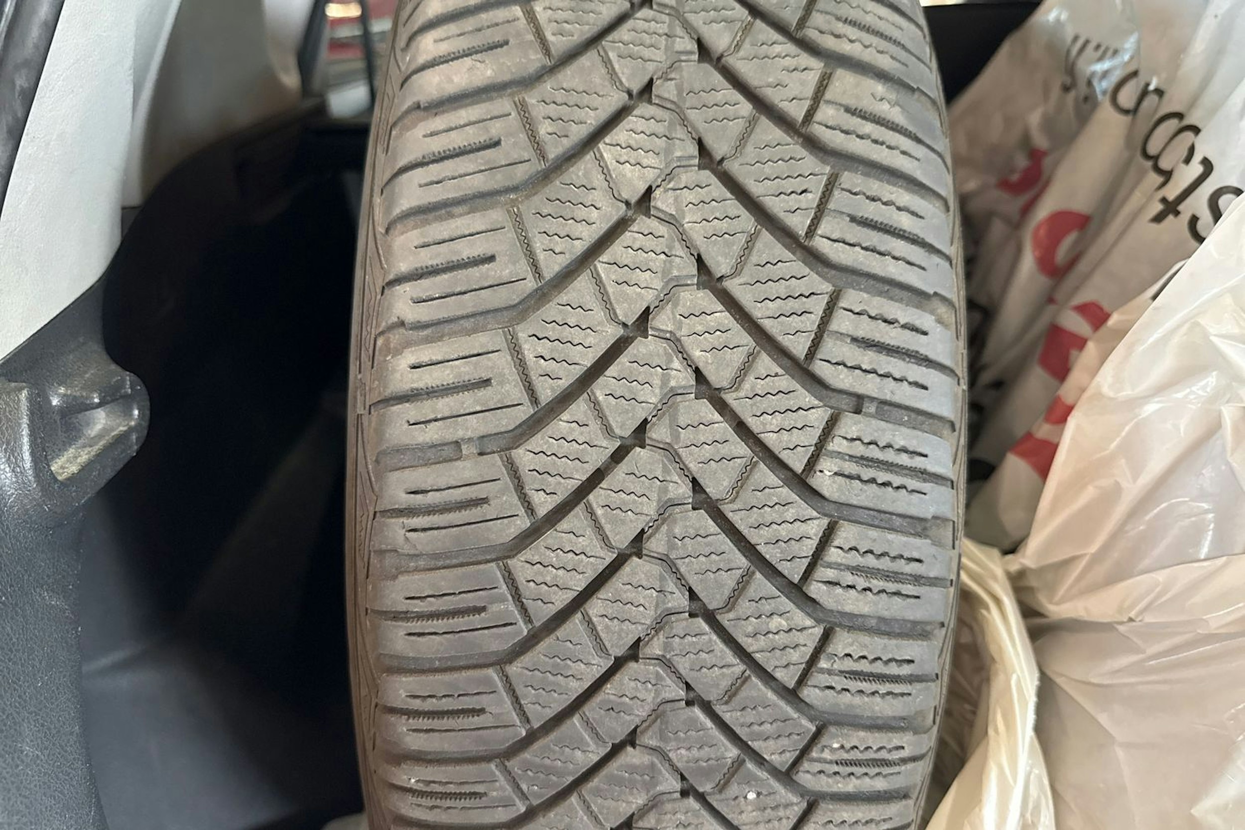 harmaa Toyota Verso 2010 kuva 15.
