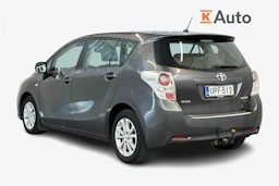 harmaa Toyota Verso 2011 kuva 2.