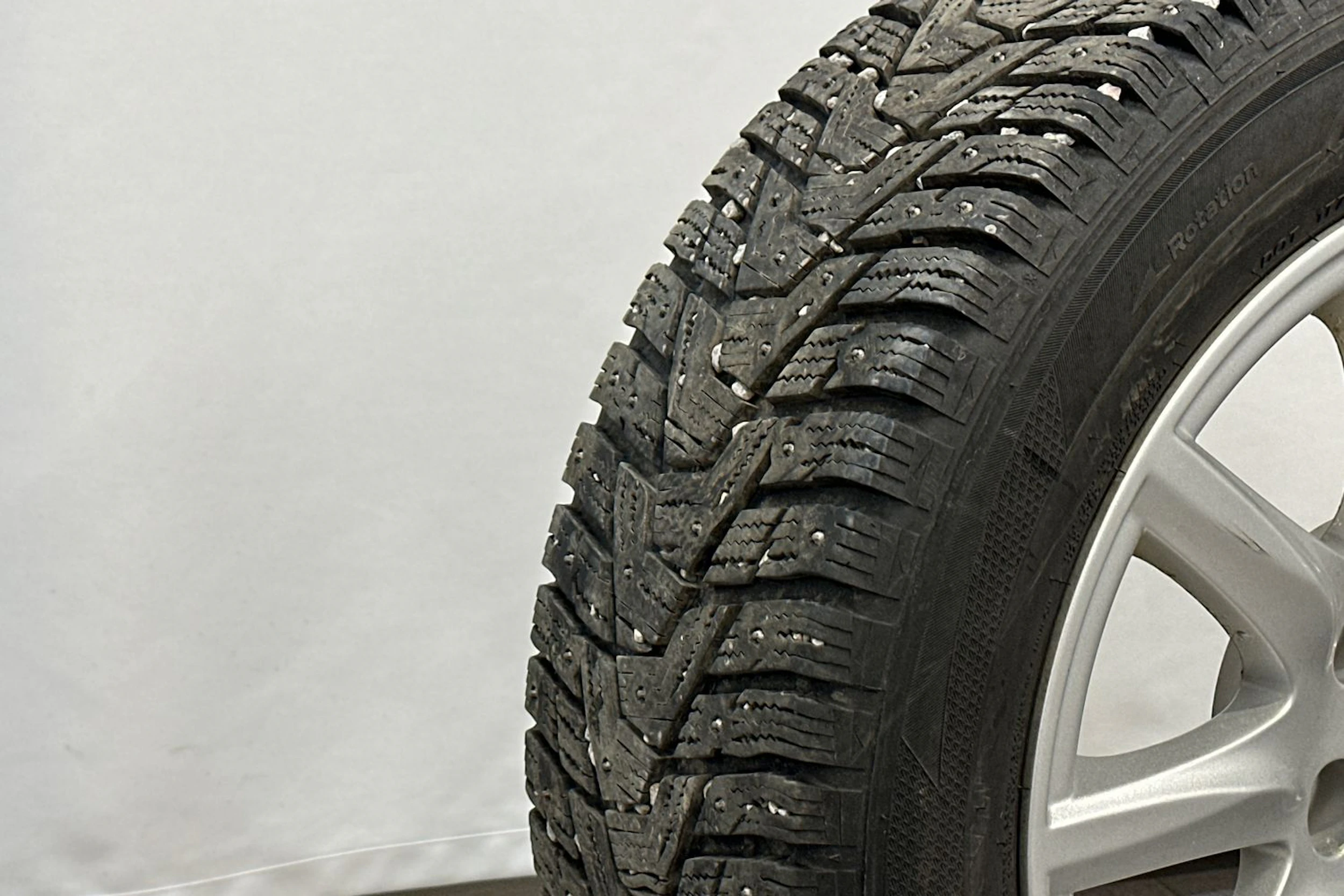 harmaa Toyota Verso 2011 kuva 27.