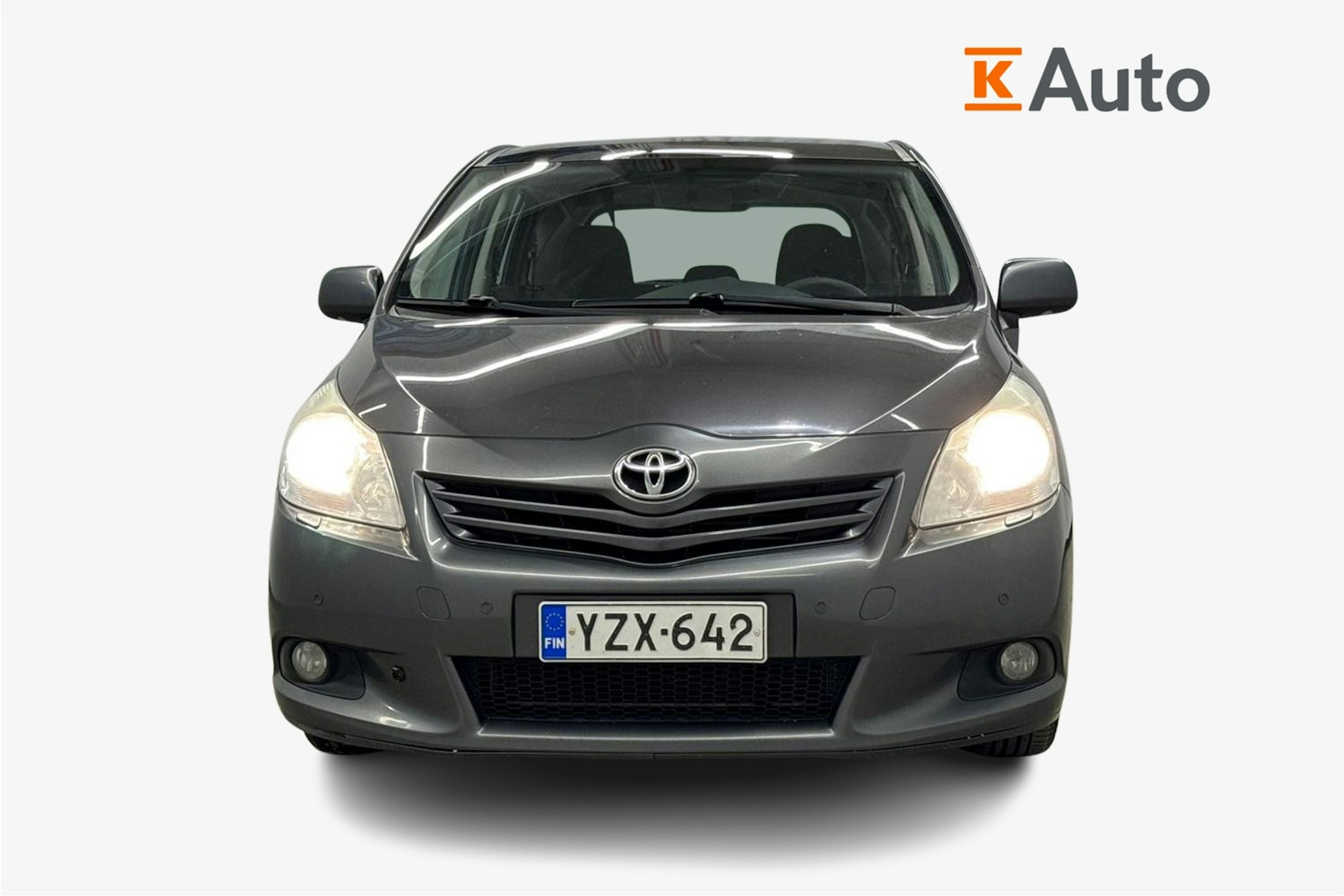 met. harmaa Toyota Verso 2011 kuva 5.