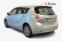 hopea Toyota Verso 2011 kuva 2.