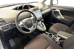 hopea Toyota Verso 2011 kuva 7.