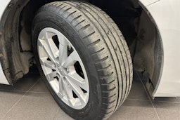 hopea Toyota Verso 2011 kuva 11.