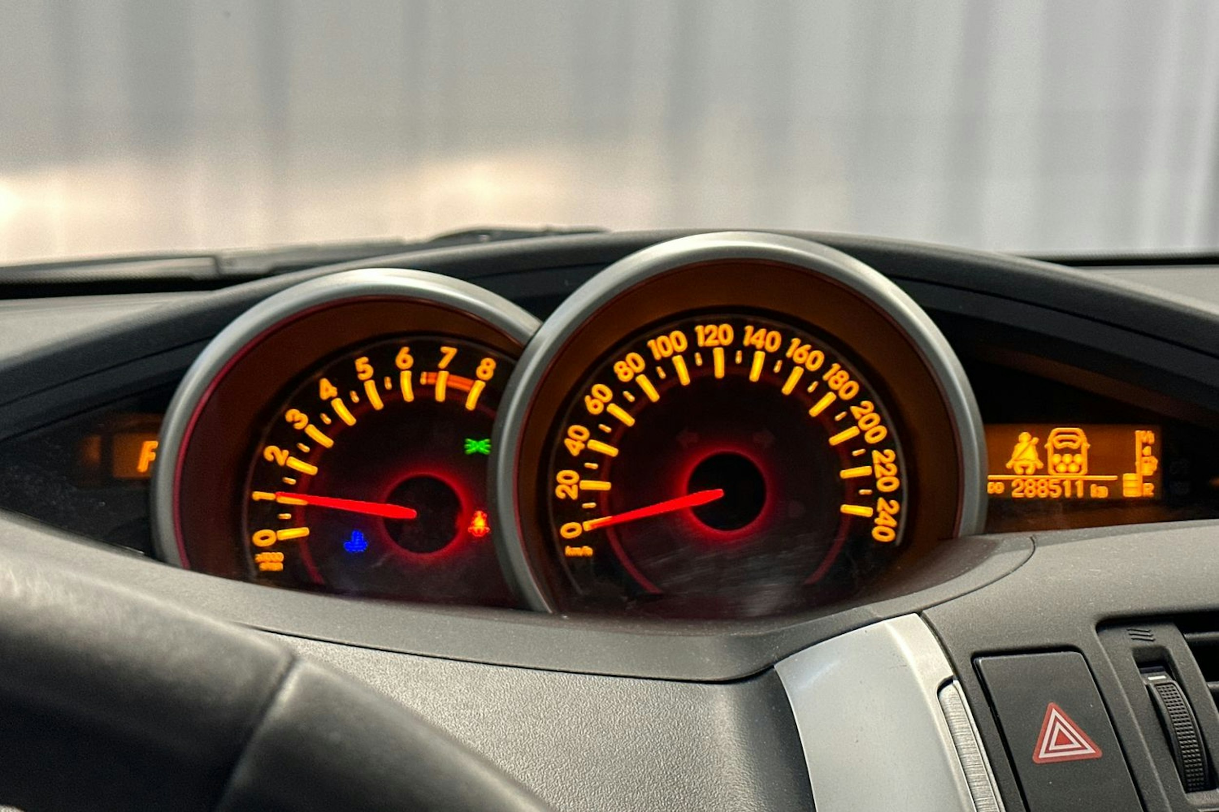 hopea Toyota Verso 2011 kuva 17.