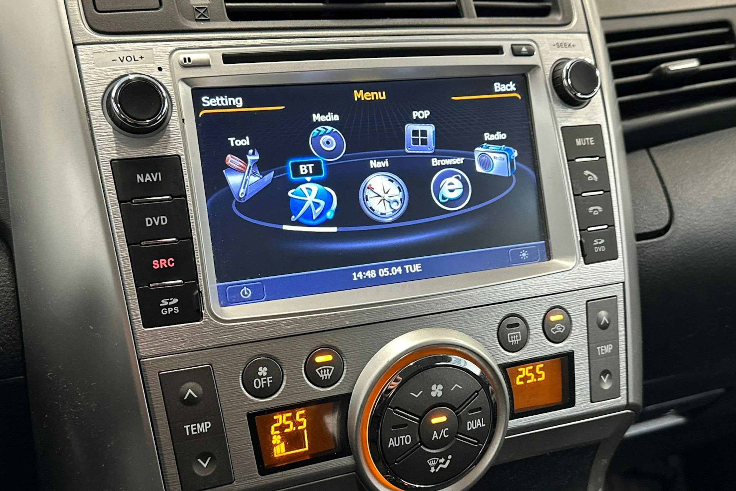 hopea Toyota Verso 2011 kuva 21.