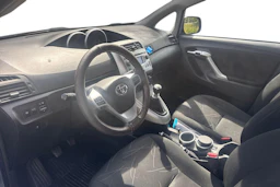 sininen Toyota Verso 2012 kuva 3.