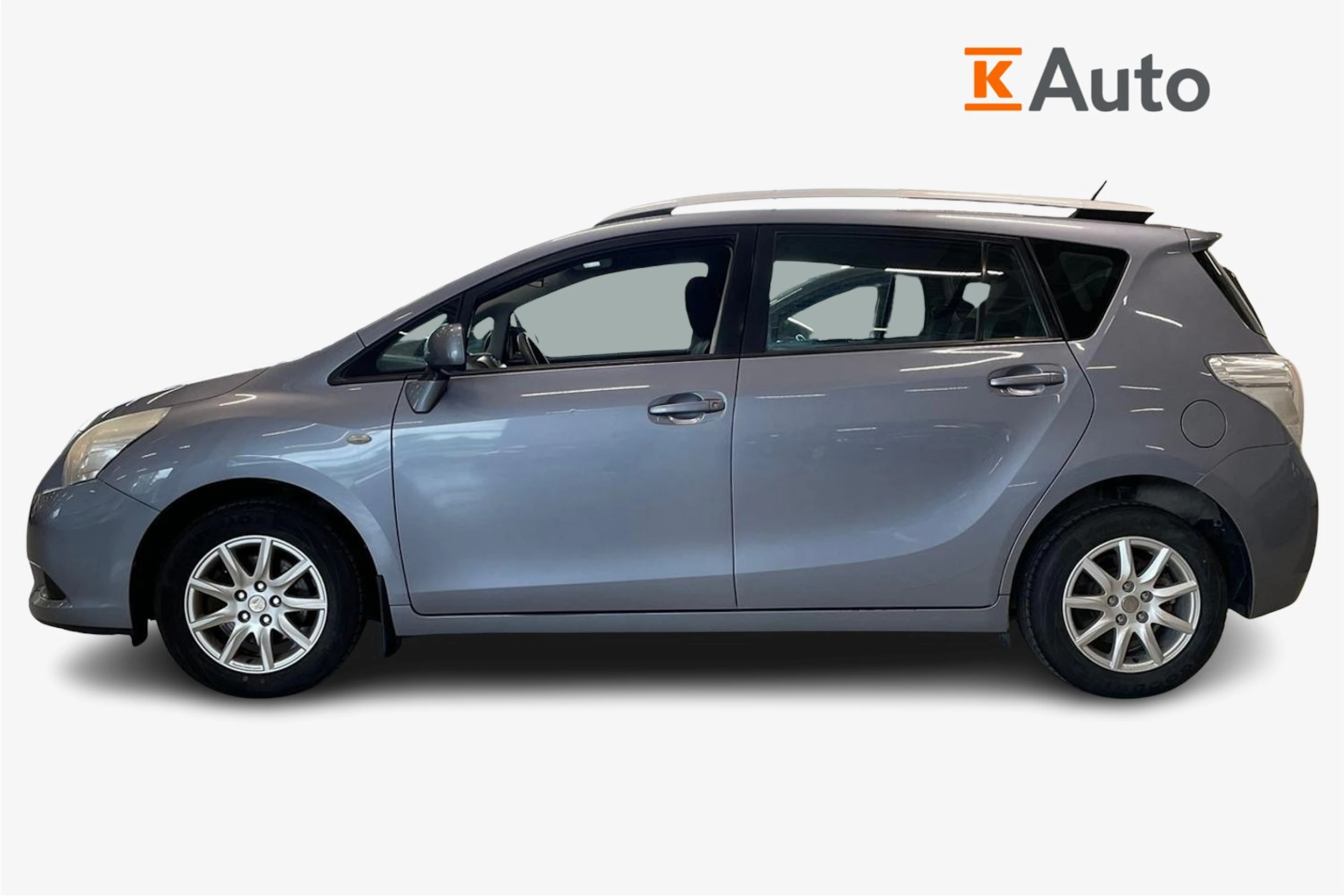 sininen Toyota Verso 2012 kuva 5.