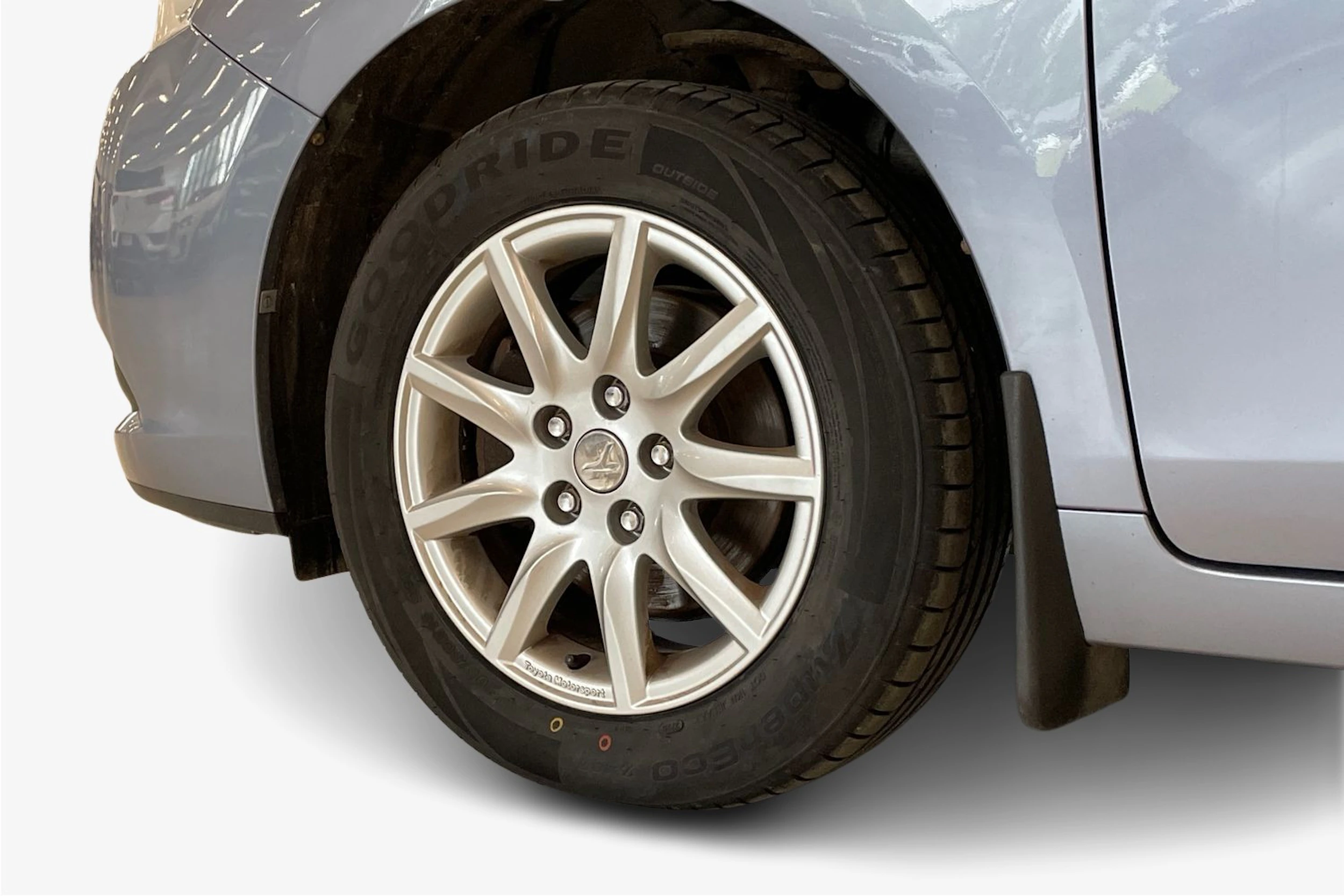 sininen Toyota Verso 2012 kuva 9.
