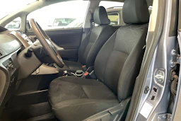 sininen Toyota Verso 2012 kuva 11.