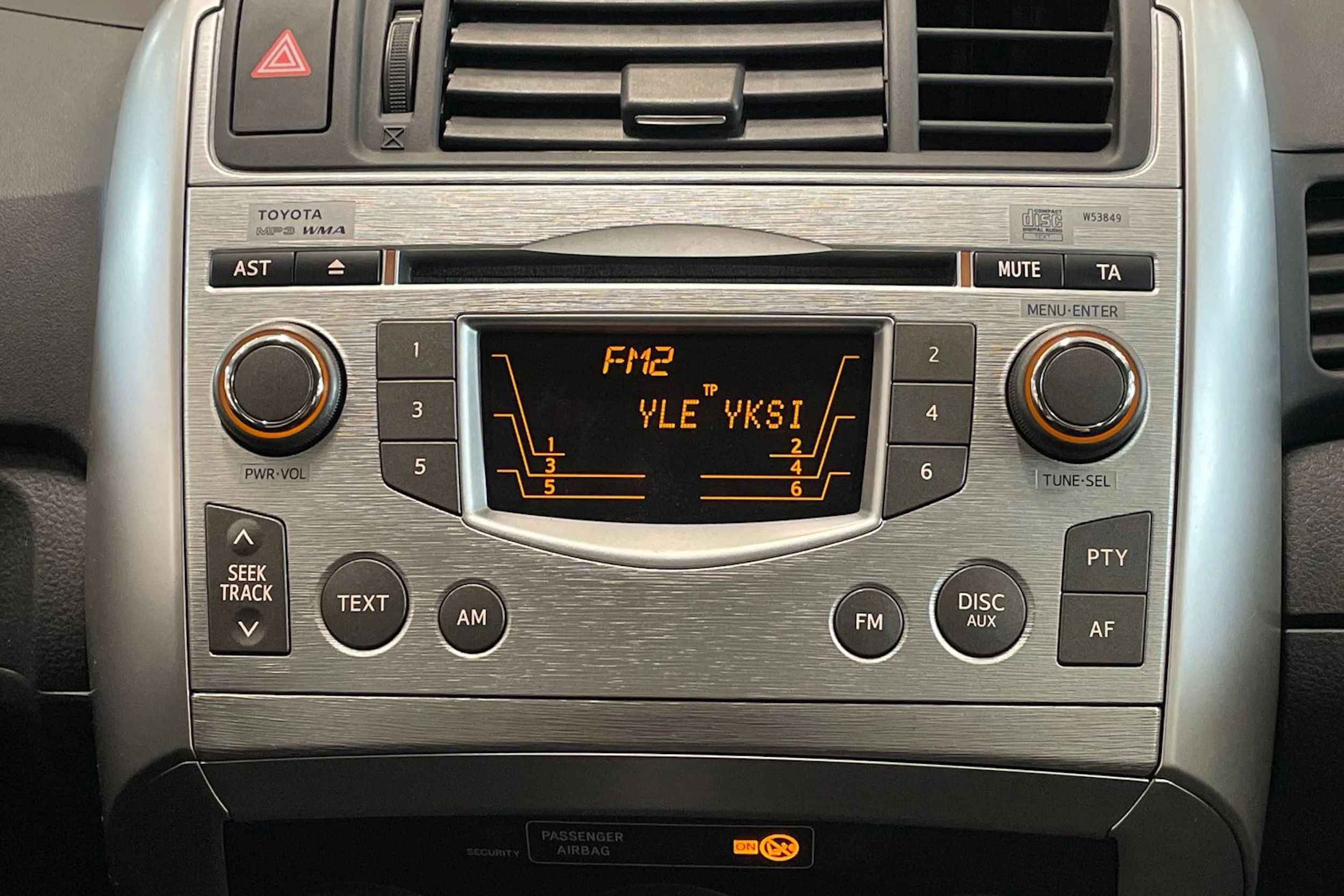 sininen Toyota Verso 2012 kuva 16.