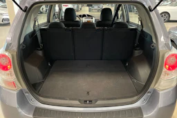 sininen Toyota Verso 2012 kuva 21.