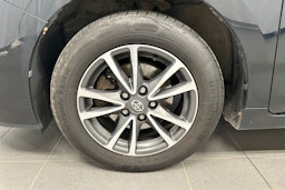 harmaa Toyota Verso 2013 kuva 9.