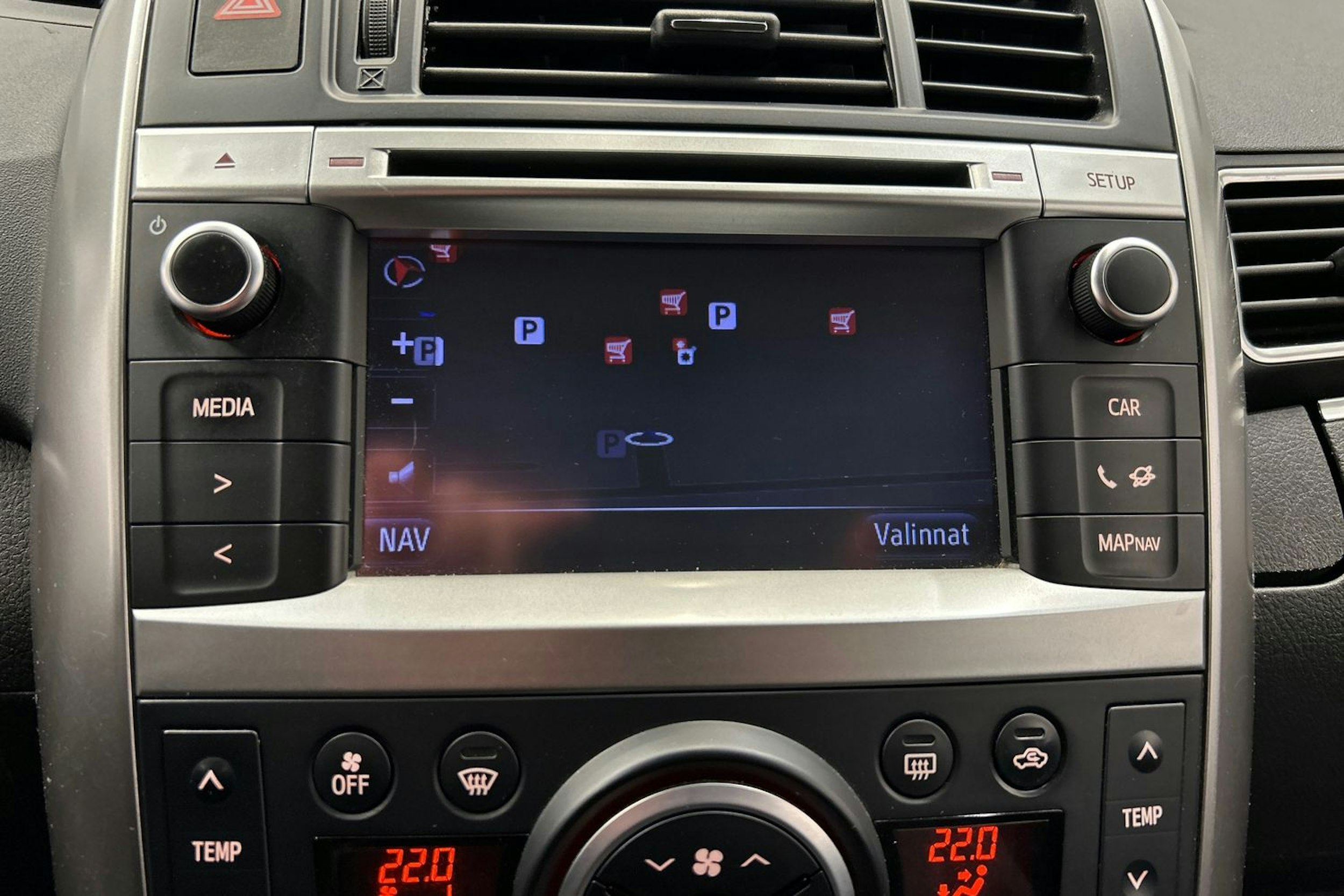 harmaa Toyota Verso 2013 kuva 21.