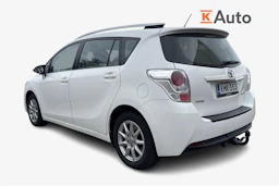 valkoinen Toyota Verso 2013 kuva 2.