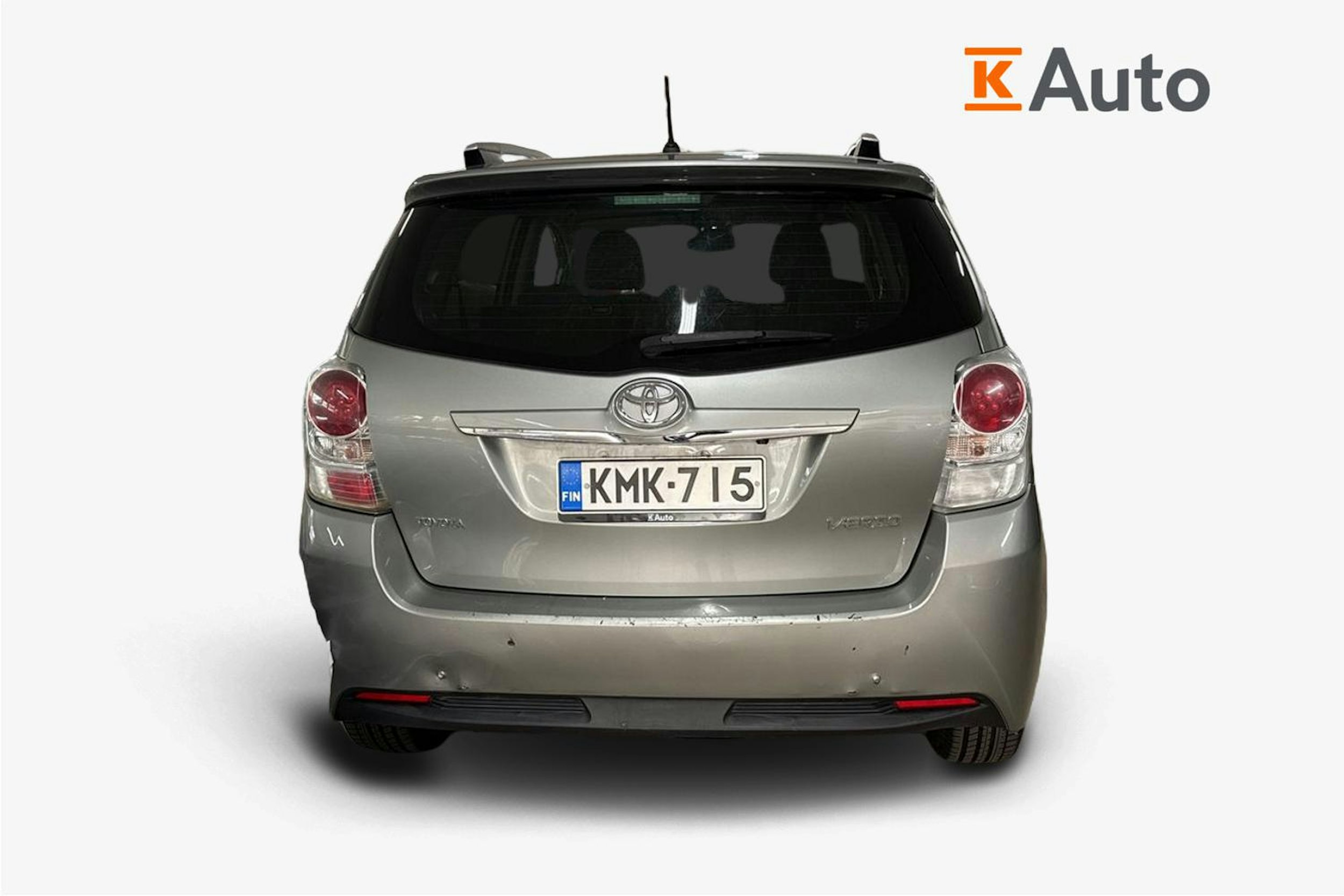 harmaa Toyota Verso 2013 kuva 3.