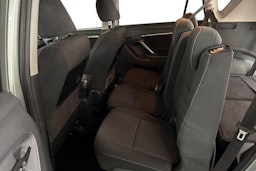 harmaa Toyota Verso 2013 kuva 10.