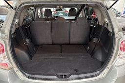 harmaa Toyota Verso 2013 kuva 14.