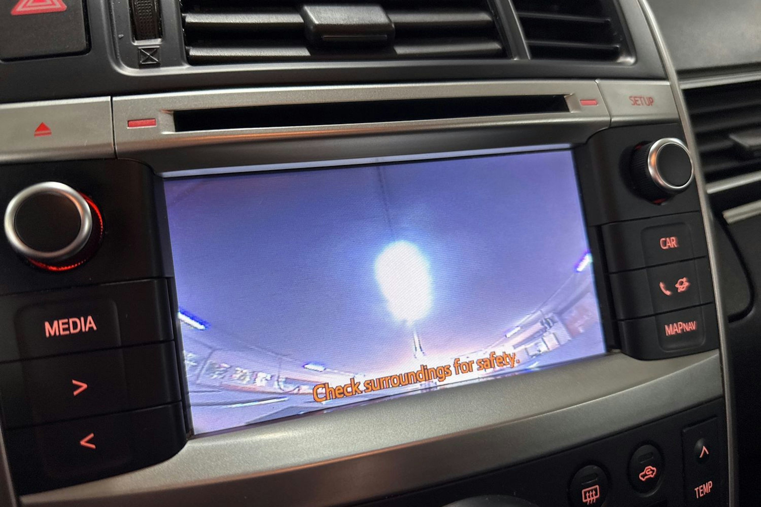 harmaa Toyota Verso 2013 kuva 20.