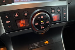 harmaa Toyota Verso 2013 kuva 21.