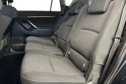harmaa Toyota Verso 2013 kuva 10.