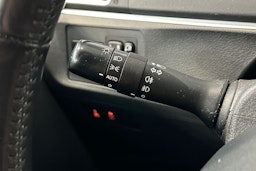 harmaa Toyota Verso 2013 kuva 16.