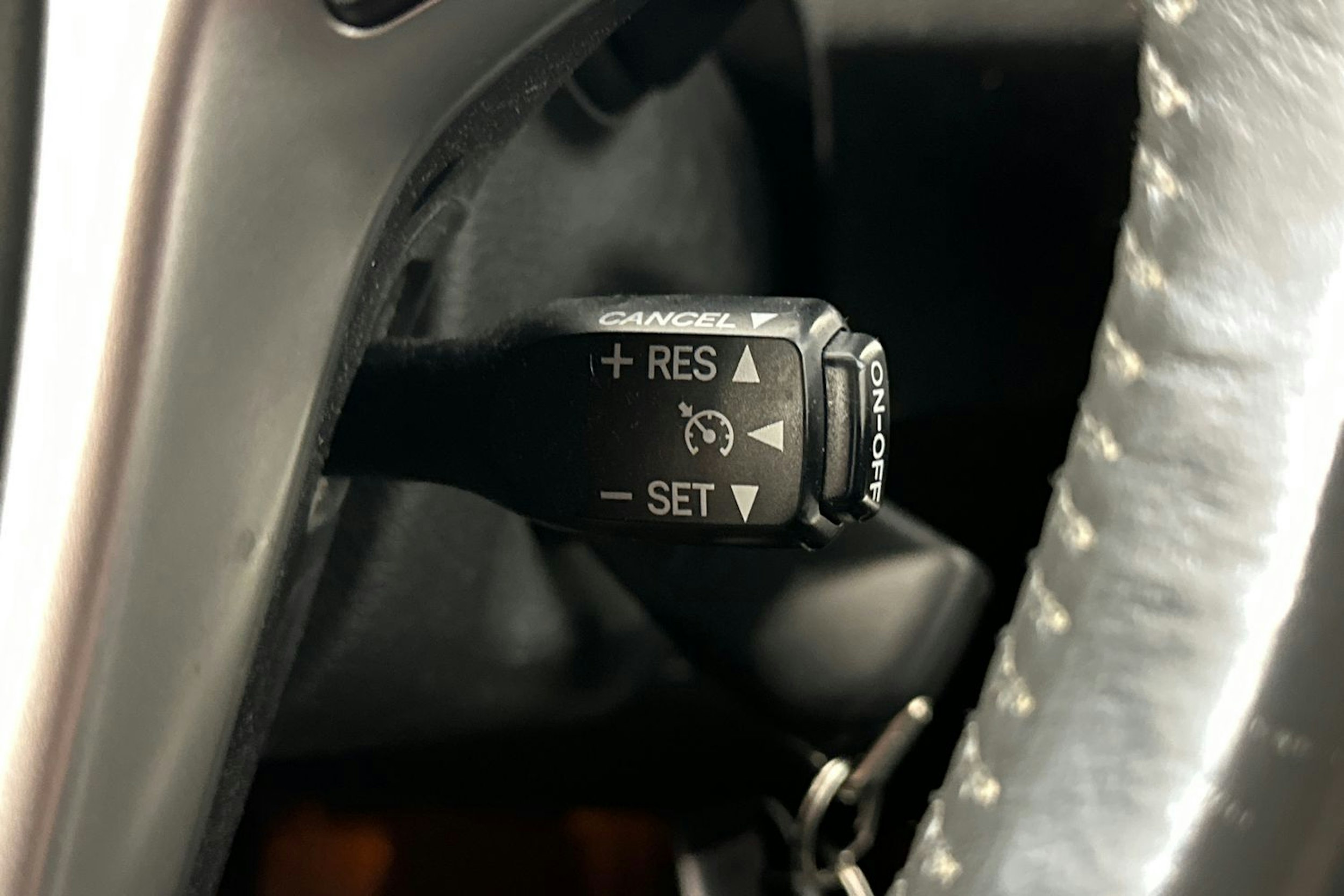 harmaa Toyota Verso 2013 kuva 19.