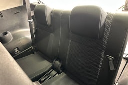 harmaa Toyota Verso 2013 kuva 27.
