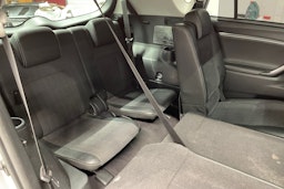 harmaa Toyota Verso 2013 kuva 30.