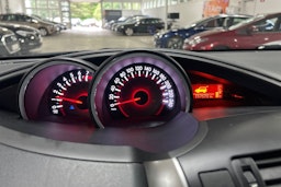 sininen Toyota Verso 2014 kuva 15.