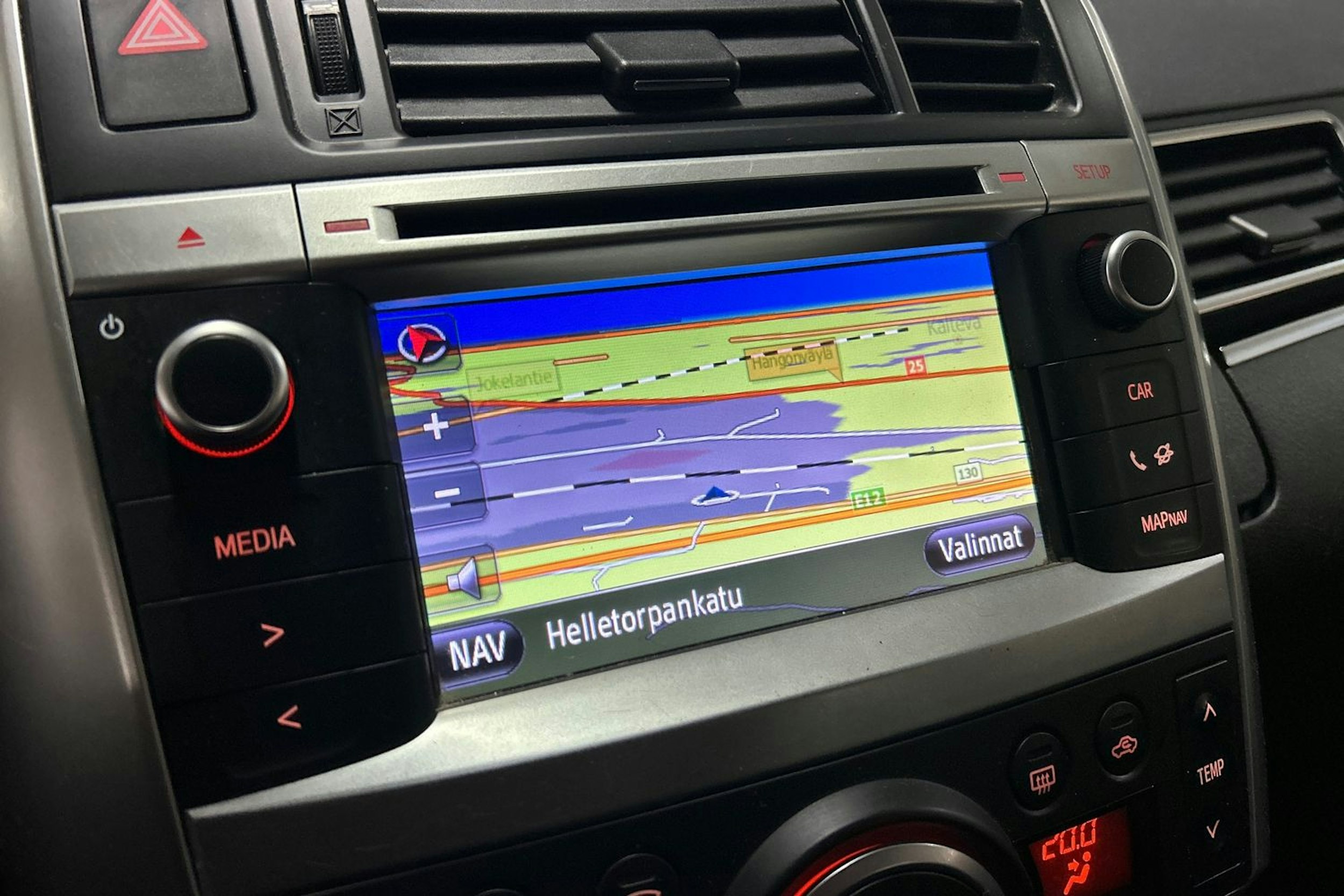 sininen Toyota Verso 2014 kuva 16.