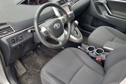 hopea Toyota Verso 2014 kuva 3.