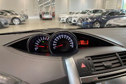 valkoinen Toyota Verso 2014 kuva 16.