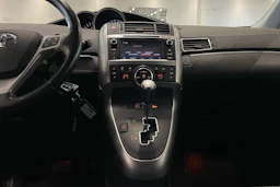 valkoinen Toyota Verso 2014 kuva 19.