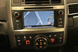 met. harmaa Toyota Verso 2015 kuva 4.
