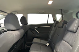 met. harmaa Toyota Verso 2015 kuva 8.