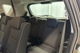 met. harmaa Toyota Verso 2015 kuva 10.