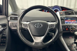 met. harmaa Toyota Verso 2015 kuva 13.