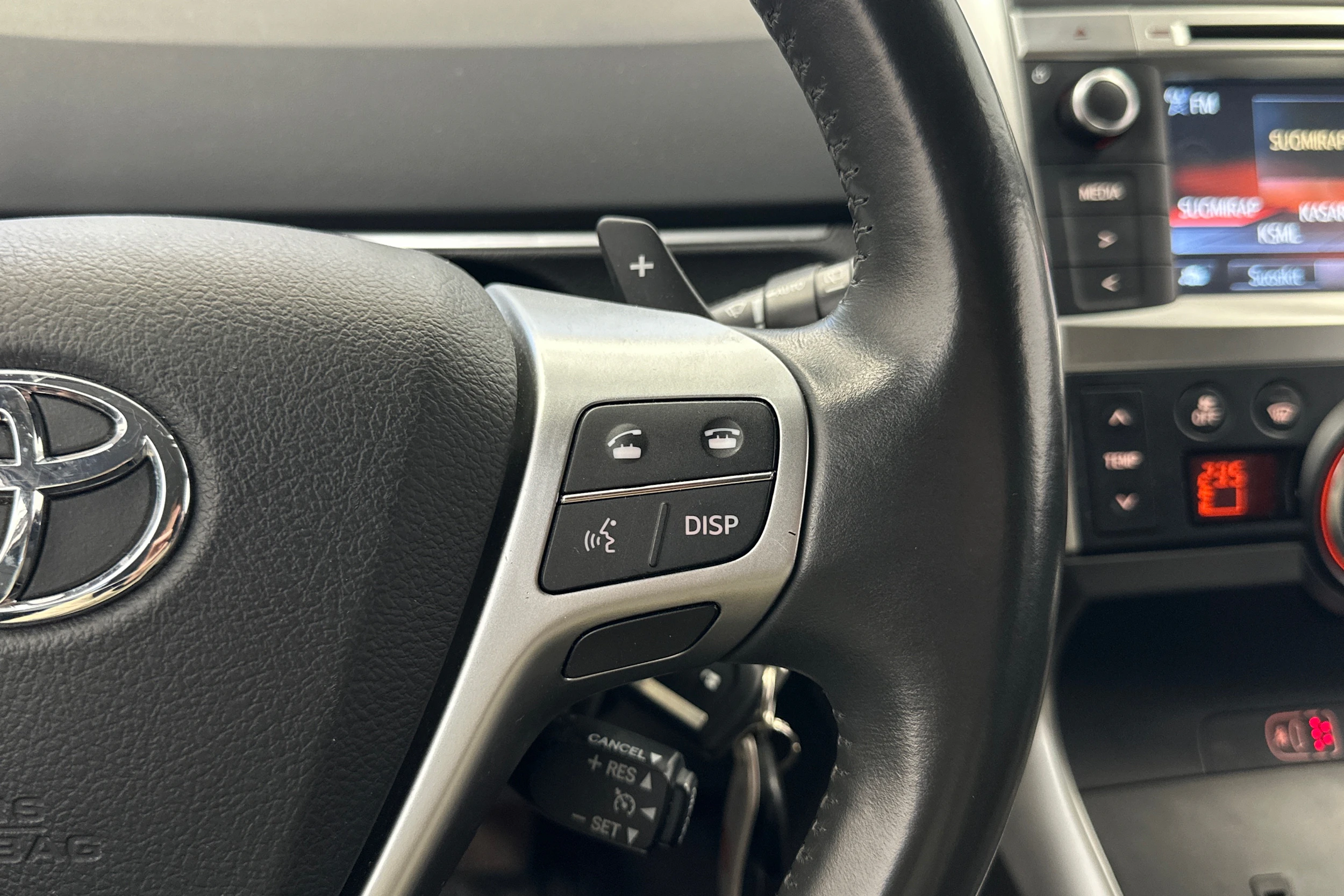 met. harmaa Toyota Verso 2015 kuva 15.