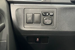 met. harmaa Toyota Verso 2015 kuva 21.