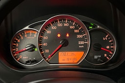 hopea Toyota Verso-S 2011 kuva 18.